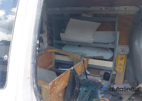 1999 Ford E-150 Commercial/Recreational из США, поврежденный, VIN 1FTRE14W7XHC27761